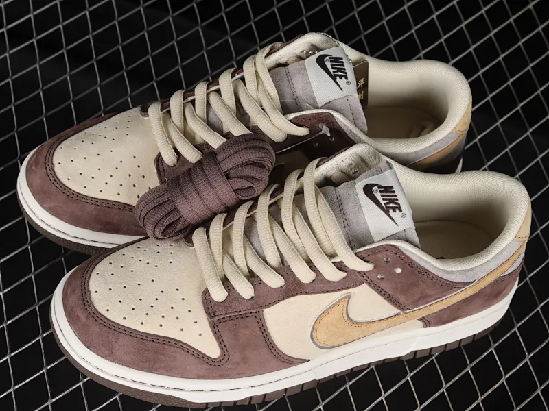 All Categories Nk SB Dunk Series Nk SB Dunk Low Low-top sneakers Otomo Katsuhiro x Nk SB Dunk Low "Steamboy OST" Otomo Katsuhiro co-branded SB low-top sports and leisure sneakers LF0039-034